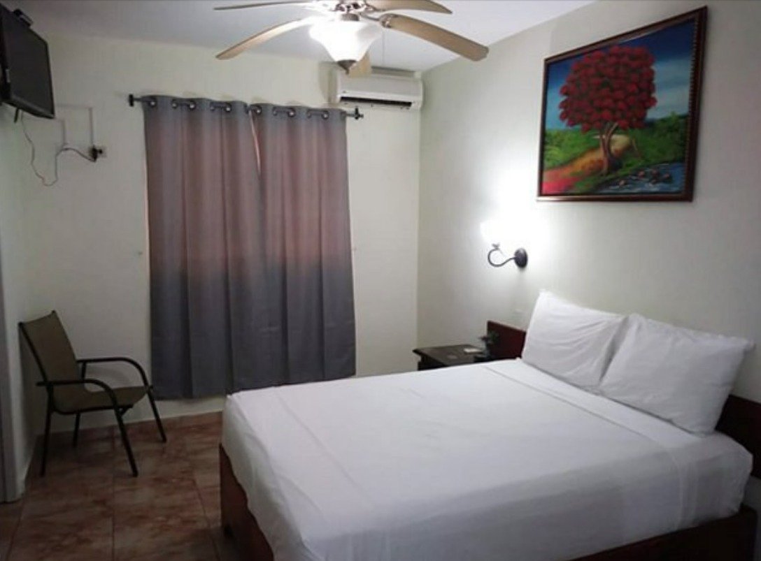 Cheap Price Hotel Samana Spring right downtown Santa Barbara de Samana.